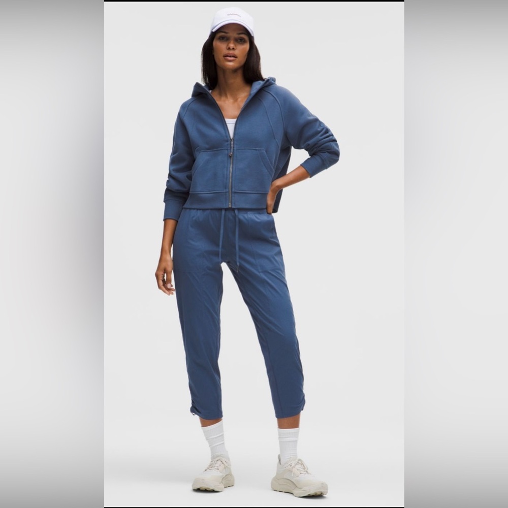 NWT Lululemon Dance Studio Copped pants in Twill Blue-Sz. 14